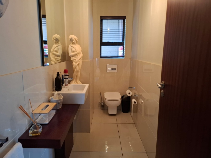 4 Bedroom Property for Sale in Oubos Estate Free State